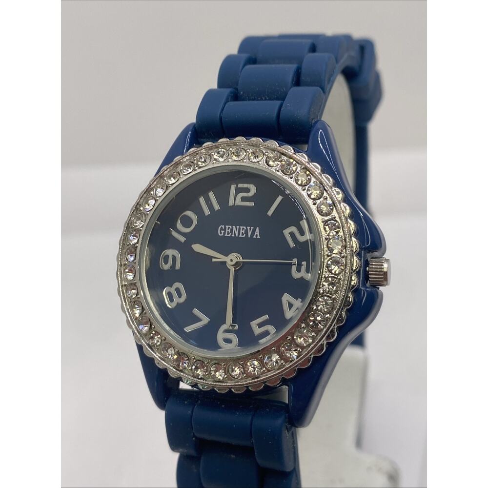 Vintage Geneva Blue Rubber Watch New Battery
